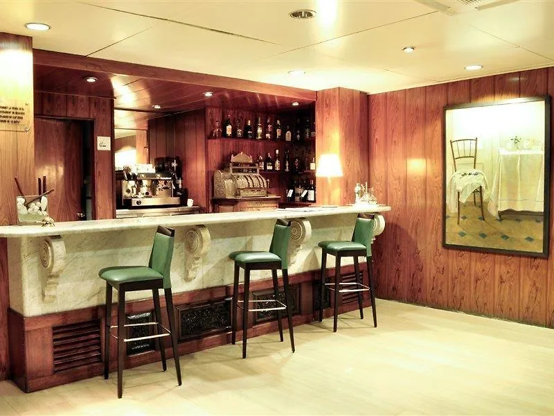 Hotel Catalonia Roma Barcelona 3*,