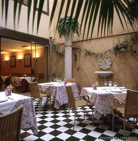 Hotel Catalonia Roma Barcelona 3*,