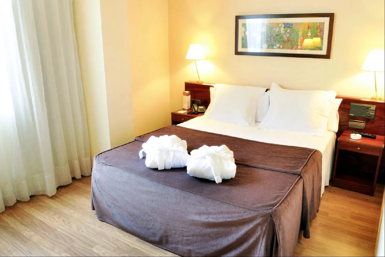Catalonia Roma Hotel Barcelona