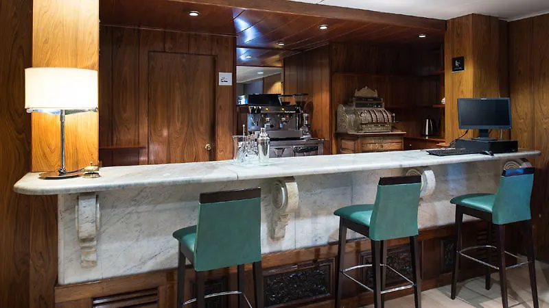 Catalonia Roma Hotel Barcelona
