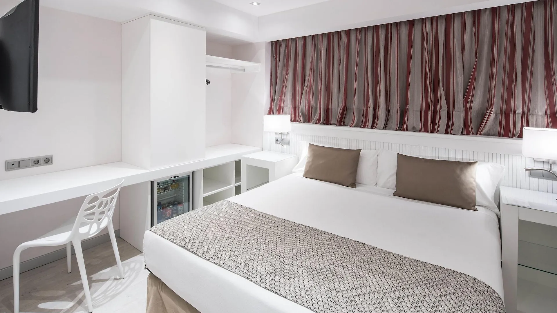 Hotel Catalonia Roma Barcelona