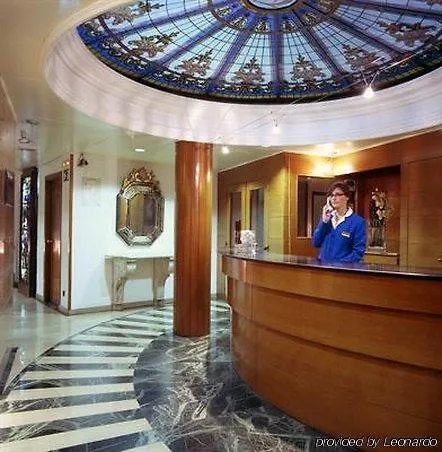 Hotel Catalonia Roma Barcelona Hiszpania