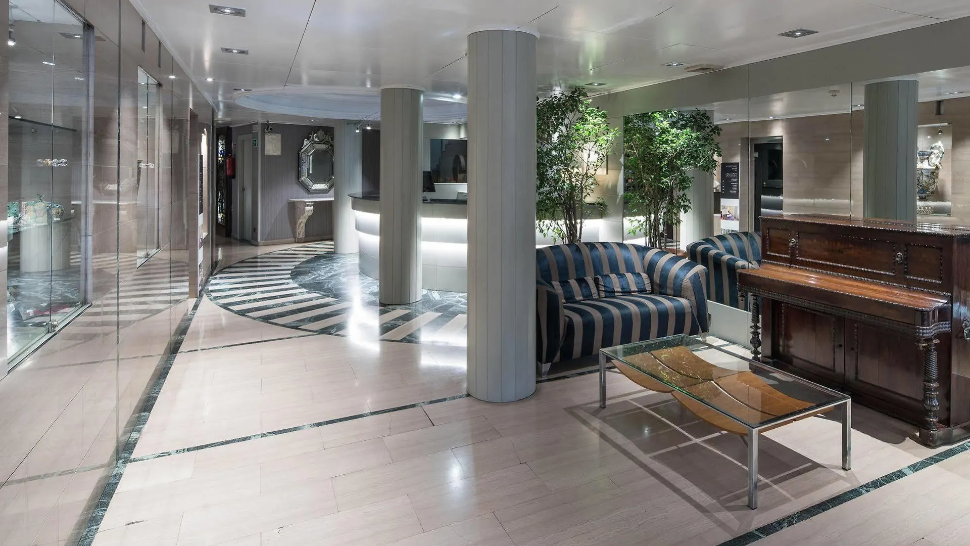 Hotel Catalonia Roma Barcelona Hiszpania